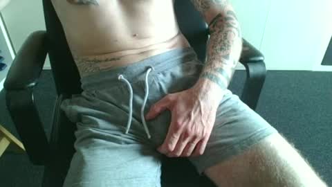 rore85 online show from June 29, 12:16 pm