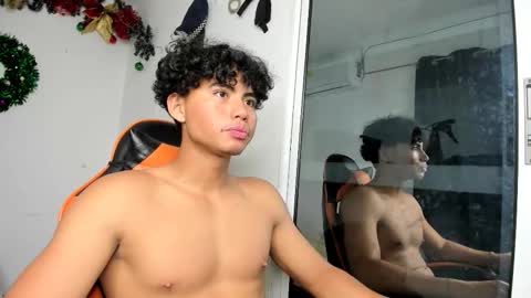 rory_peters_ online show from February 11, 12:21 pm