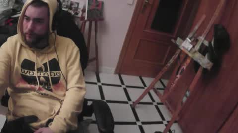 royer04 online show from November 17, 5:32 am