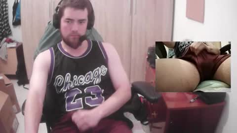 royer04 online show from February 28, 11:37 pm