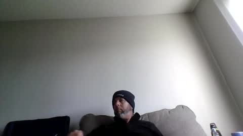 rubbingoneout714 online show from January 12, 2:43 pm