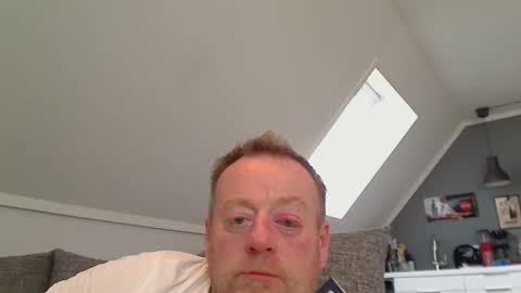 Snapshot of runepetter chatting on October 13, 10:10 am bignorwegian online show from October 13, 10:10 am