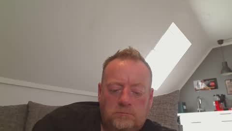 Snapshot of runepetter chatting on September 24, 10:25 am bignorwegian online show from September 24, 10:25 am