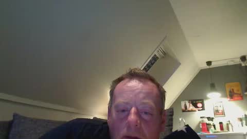 Snapshot of runepetter chatting on October 18, 11:53 pm bignorwegian online show from October 18, 11:53 pm
