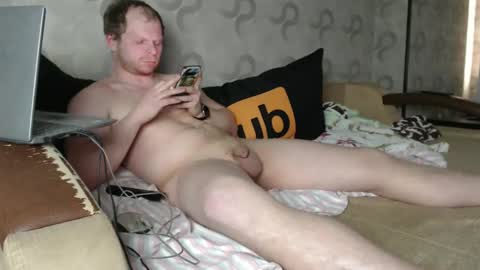 Snapshot of russianbear1917 chatting on December 4, 9:51 am Mike online show from December 4, 9:51 am
