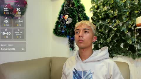 Ryan online show from December 3, 8:17 pm