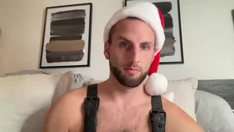Ryan  Chad online show from December 11, 8:49 pm