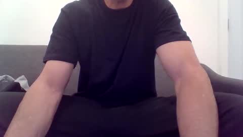 ryand066 online show from April 1, 6:27 pm