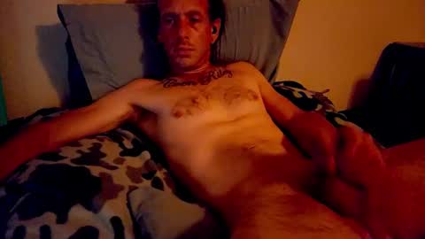 Snapshot of ryanfc85 chatting on October 7, 6:39 am RFC666 online show from October 7, 6:39 am