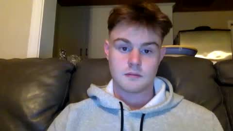 ryanhung_57 online show from February 13, 4:22 am