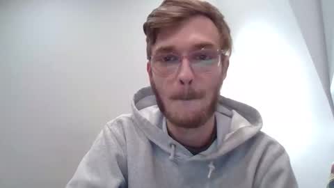 Snapshot of ryanogorman5858 chatting on September 12, 1:05 am anonomousstoneruk online show from September 12, 1:05 am