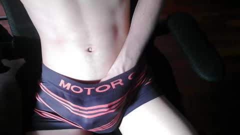 Max online show from November 14, 7:59 pm