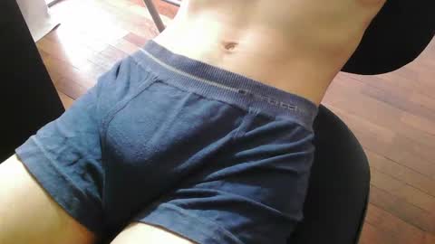 Snapshot of s_h_o_r_k chatting on February 20, 5:40 pm Max online show from February 20, 5:40 pm