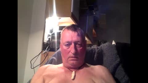 Snapshot of sail_naked chatting on February 28, 11:45 pm sail_naked online show from February 28, 11:45 pm