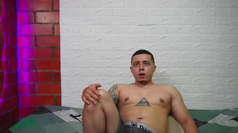 sainix_ online show from November 10, 6:29 am