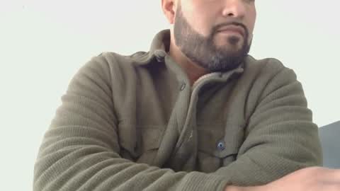 Snapshot of sal_cumplaciente chatting on March 6, 8:05 pm sal cumplaciente online show from March 6, 8:05 pm