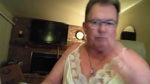 sally______ online show from June 8, 3:18 am