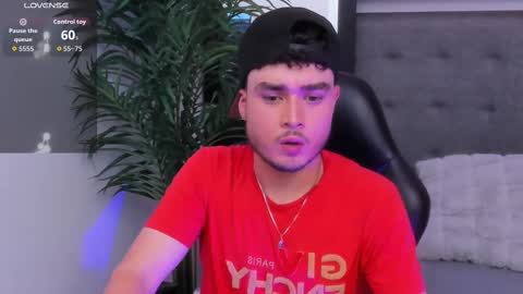 Salvatore  online show from November 7, 2:37 am