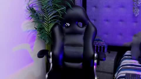 Salvatore  online show from November 23, 2:22 am