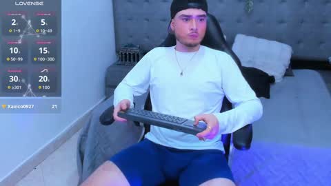 Salvatore  online show from November 10, 4:50 am