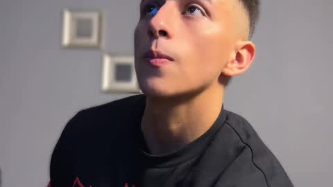 Salvatore online show from March 4, 3:02 am