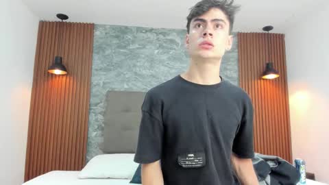 Sam Clark online show from October 19, 3:44 am