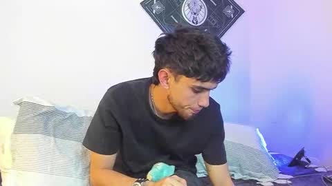 samevansx online show from February 22, 8:32 pm