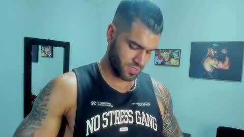 samir_hazard online show from November 18, 8:55 pm