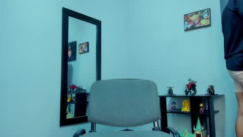 samir_hazard online show from February 9, 2:17 am
