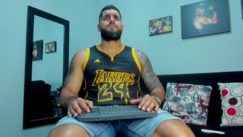 samir_hazard online show from January 24, 2:18 am