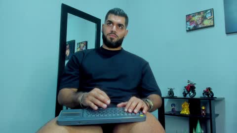 samir_hazard online show from January 8, 10:58 pm