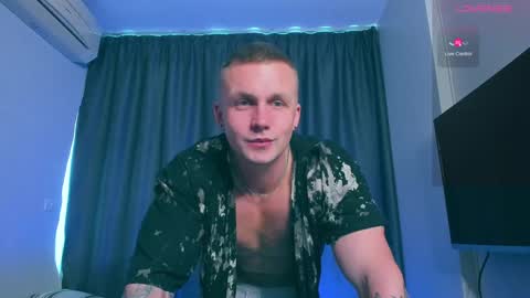 Snapshot of samuel_andrew chatting on January 23, 6:49 am Samuel online show from January 23, 6:49 am
