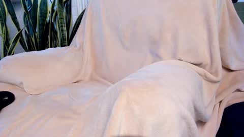 Samuel online show from October 12, 6:24 pm