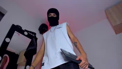   online show from December 19, 1:46 am