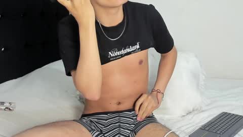 Samuel online show from January 2, 5:07 pm