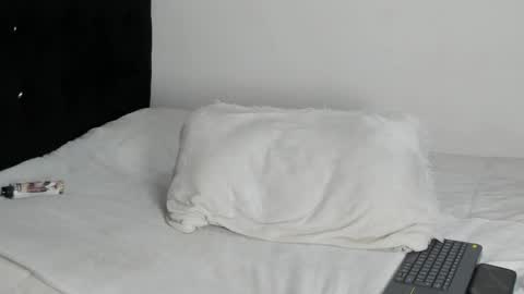 Samuel online show from January 23, 8:24 pm