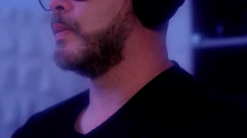 Sanders online show from December 21, 6:54 am