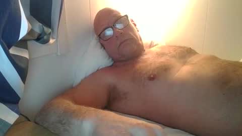 sandnesrune523 online show from January 14, 9:03 am