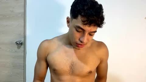 santi36rt online show from February 3, 11:54 pm