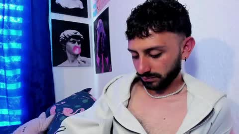 Santi online show from May 7, 9:26 pm