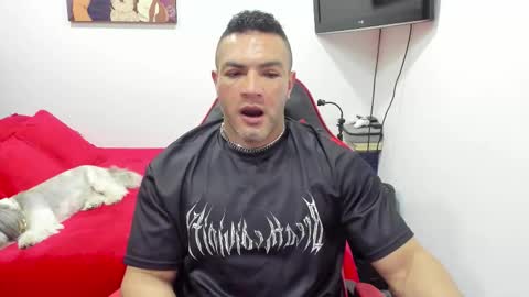 santi_pastori online show from November 11, 4:12 pm