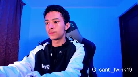 santi_twink19 online show from December 21, 9:44 am