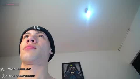 Snapshot of santiagocutex chatting on October 2, 11:25 am SANTAGO online show from October 2, 11:25 am