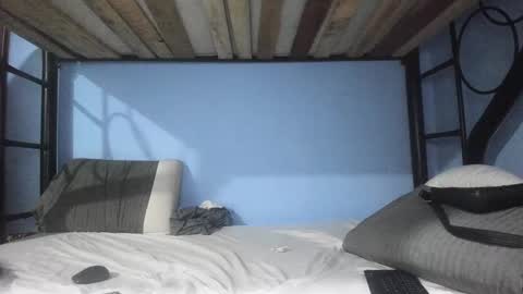 Santiago    online show from January 20, 1:50 am