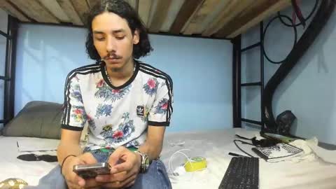 Santiago    online show from January 23, 1:02 pm