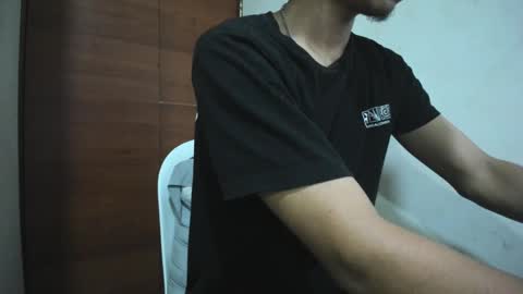 Santiago    online show from December 15, 1:46 am