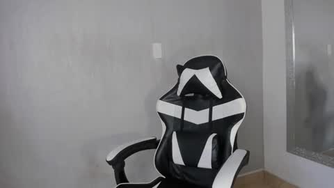 Julius Novachrono  online show from October 12, 8:03 pm