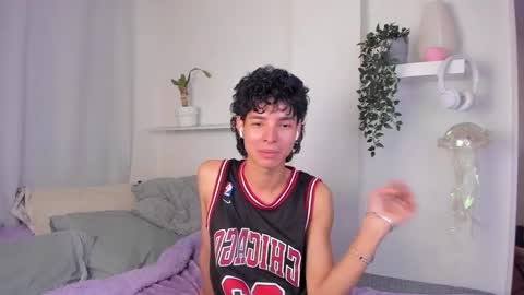 kitty online show from February 3, 2:53 am