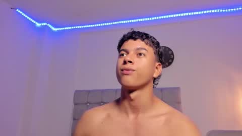 santy_stump online show from October 26, 9:06 pm