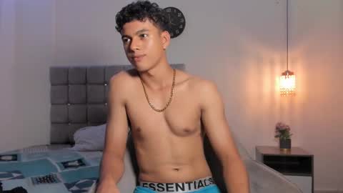 santy_stump online show from December 14, 9:00 pm